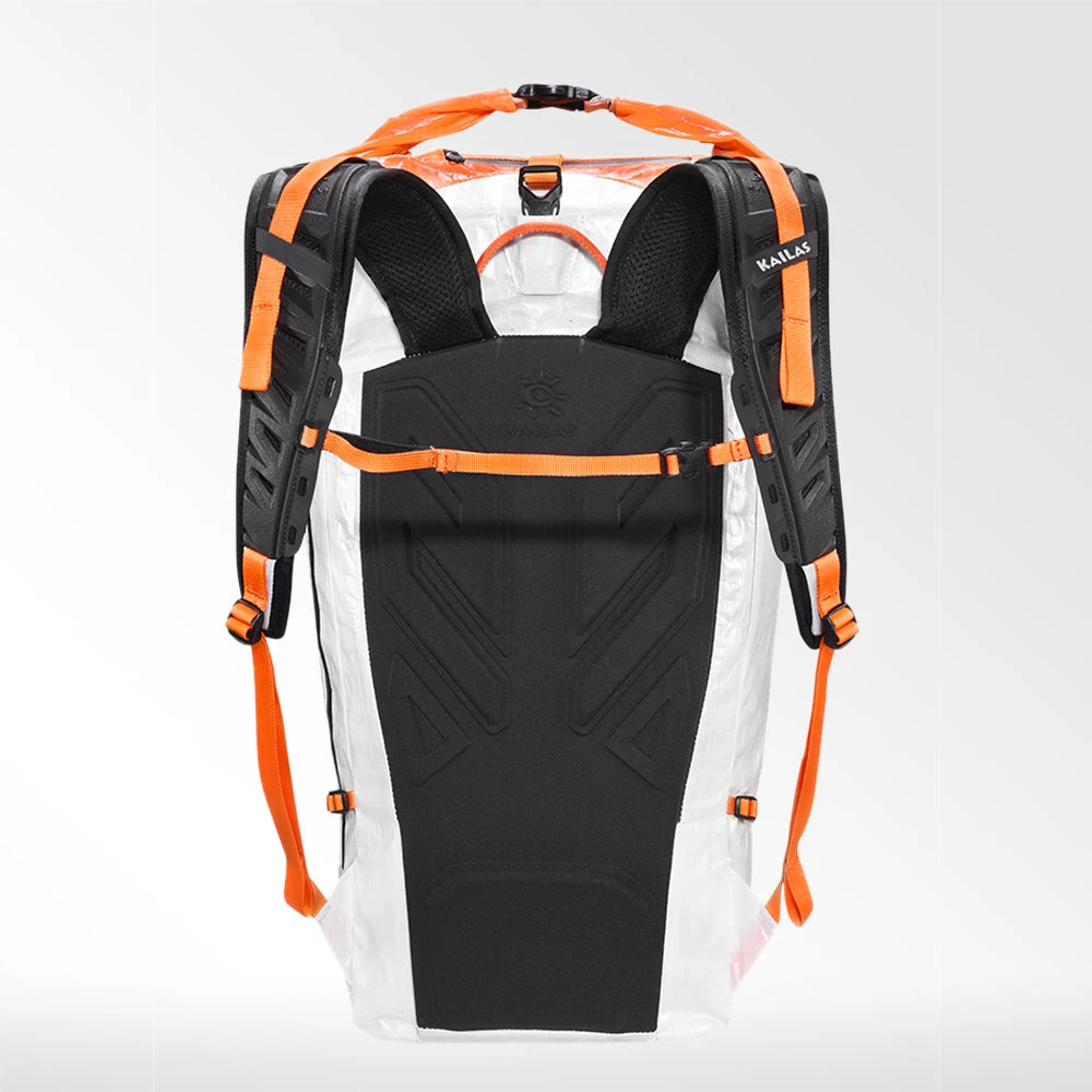 Aether 30L Dyneema Pack DEMO 7 Aether 30L Dyneema Pack DEMO - Image 7